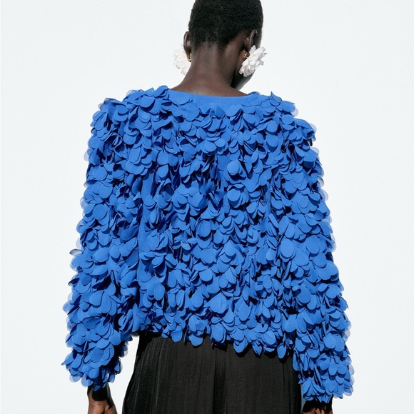 Zara Petal Jacket - Blue Textured Women's Jacket
Bluish - 3920/268 - Picture 5 of 8